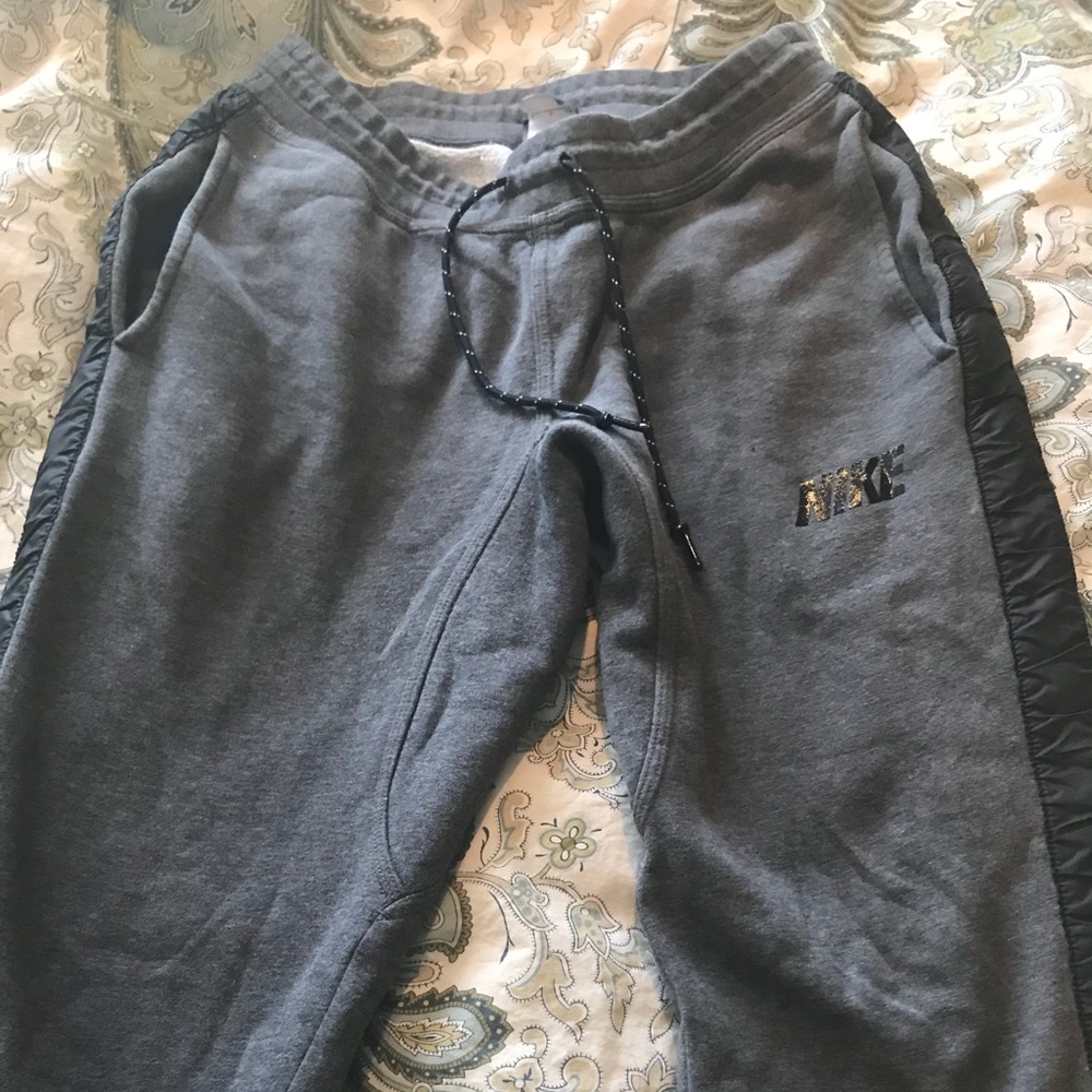 Nike Men’s Small Sweats